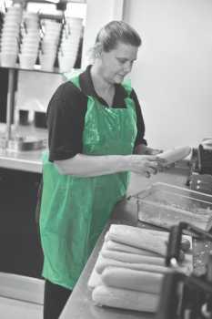 Heavy Duty 200G Extra Long Apron On a Roll A7 (250) Heavy Duty 200G Extra Long Apron On a Roll A7 (250)