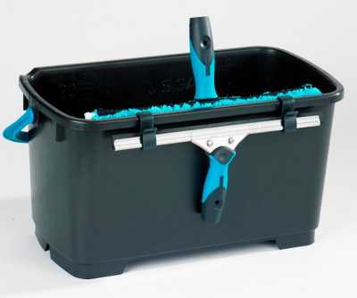 Salmon Products Heavy Duty Bucket 22ltr PW17  (Each)